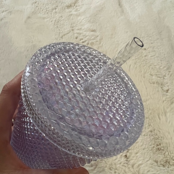 Starbucks Tumbler Iridescent Holographic Diamond Limited Edition - 2023 - NWT - Picture 2 of 3